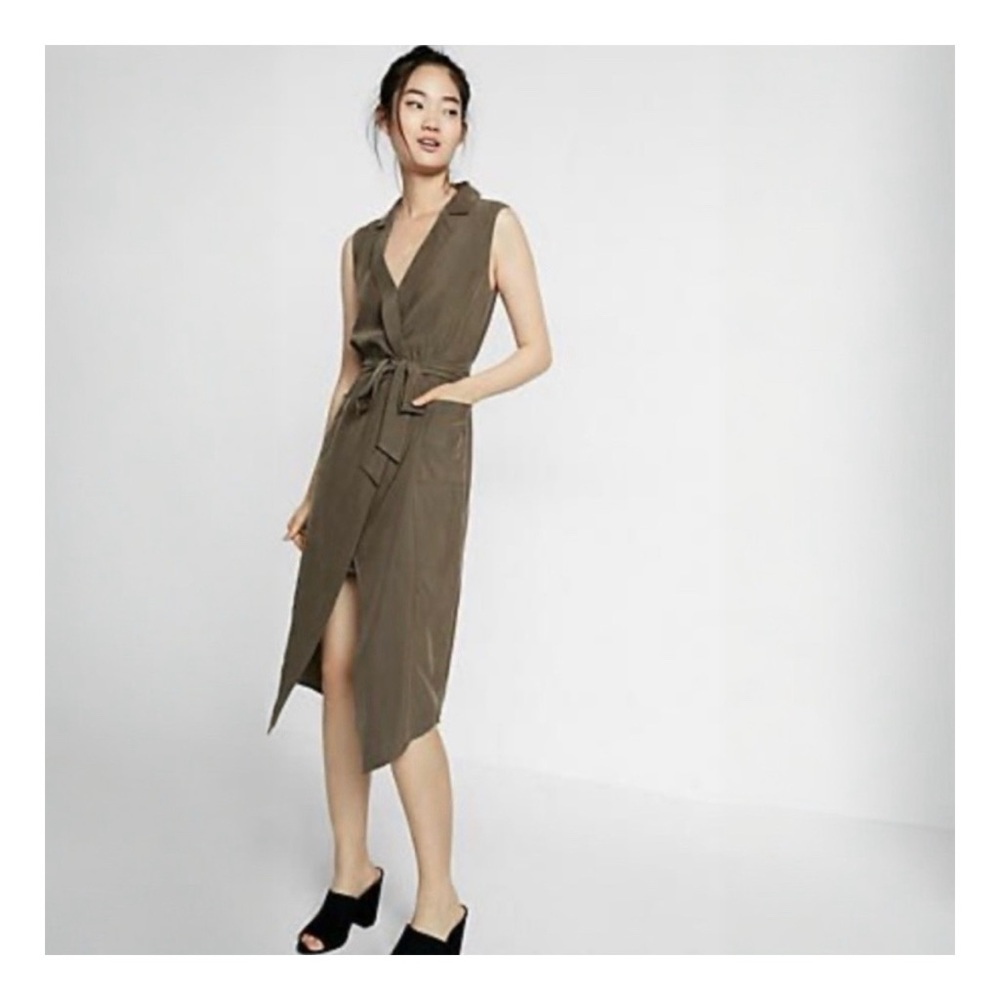 Express Midi Dress